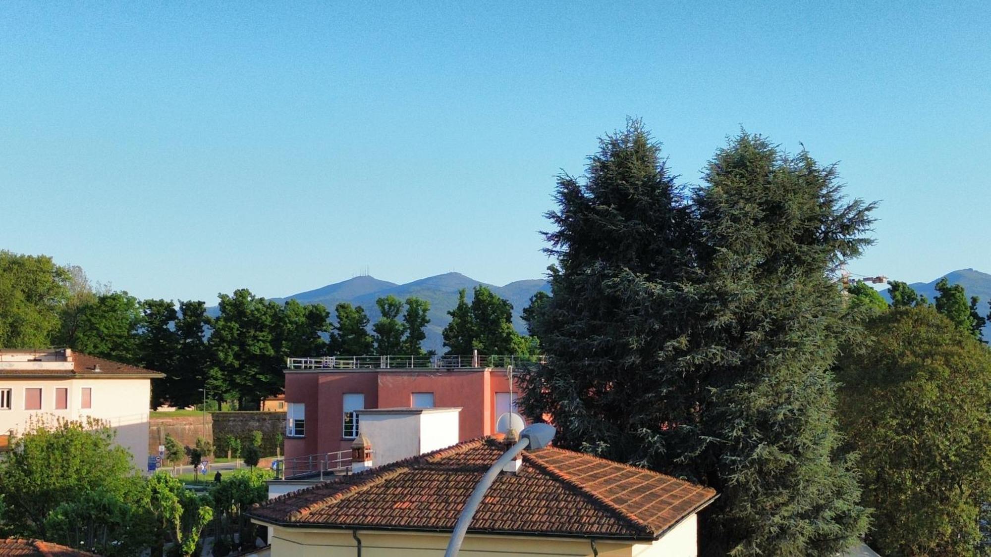 Villa Rosa Antica Lucca Bagian luar foto