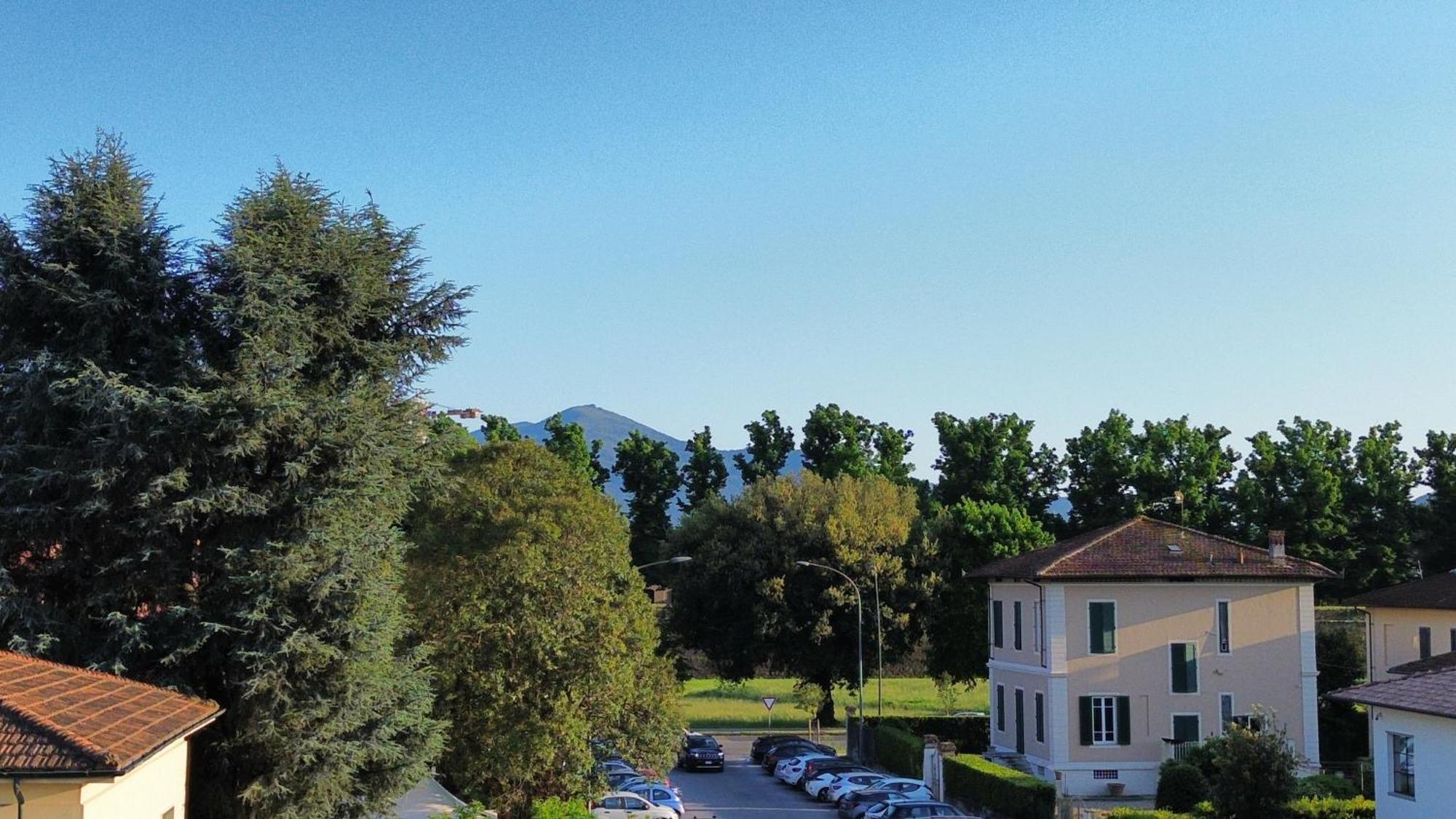 Villa Rosa Antica Lucca Bagian luar foto